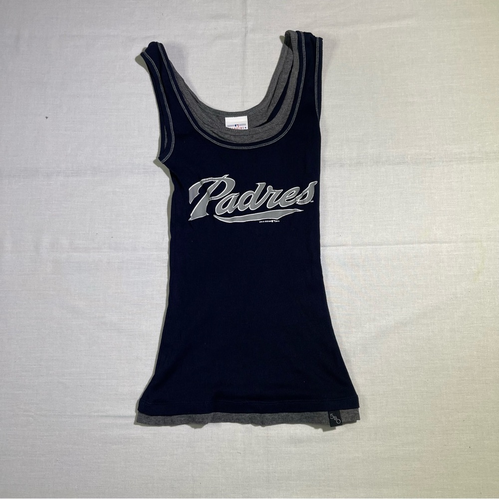 MLB San Diego Padres tank top 
Color navy blue with gray outlining 
Nice fresh